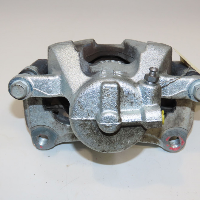 Etrier de frein avant droit occasion FIAT 500X Phase 1 11-2014->... 77368575 3