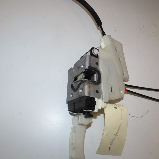 Serrure porte ard occasion FIAT 500X Phase 1 11-2014->... 52139906 1