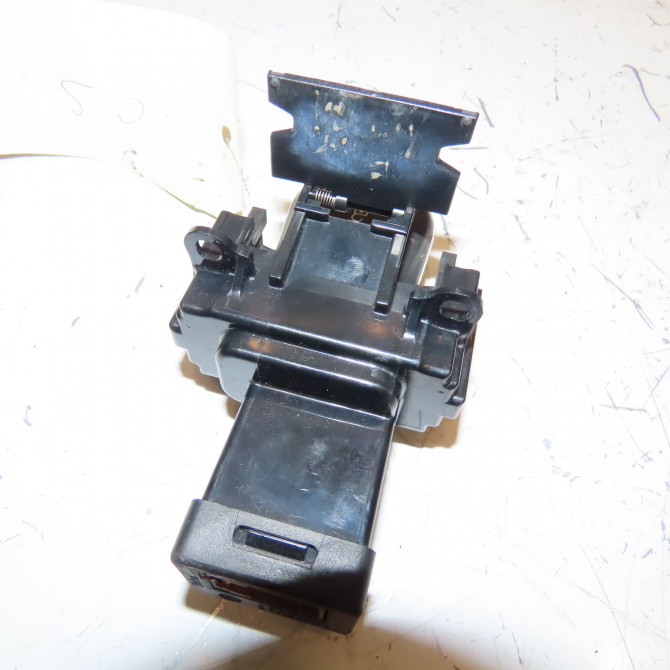 Lecteur de carte occasion CITROEN C4 PICASSO II Phase 1 04-2013->... 1.6 e-HDi 8v 115ch 9800630080 2