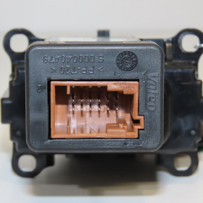 Lecteur de carte occasion CITROEN C4 PICASSO II Phase 1 04-2013->... 1.6 e-HDi 8v 115ch 9800630080 3