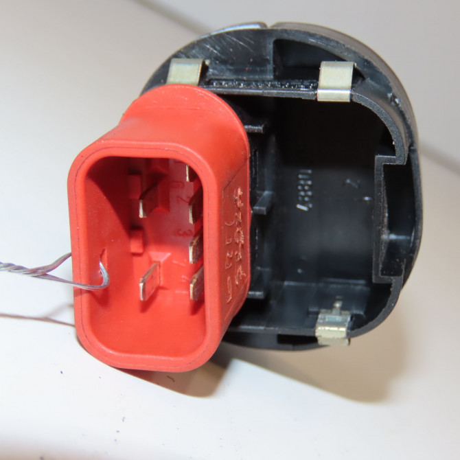 Commande lève-glace porte avant droite occasion FORD FIESTA V Phase 1 09-2002->10-2005 1.4i 1107243 2