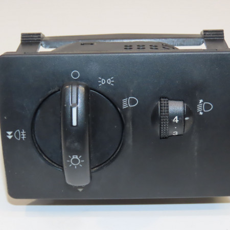 Interrupteur commande de phares occasion FORD FIESTA V Phase 2 10-2005->10-2008 1.6 TDCI 1356218