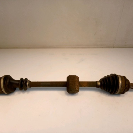 Transmission avant droite occasion RENAULT CLIO II Phase 2 06-2001->07-2006 1.5 DCI 80ch 8200613820