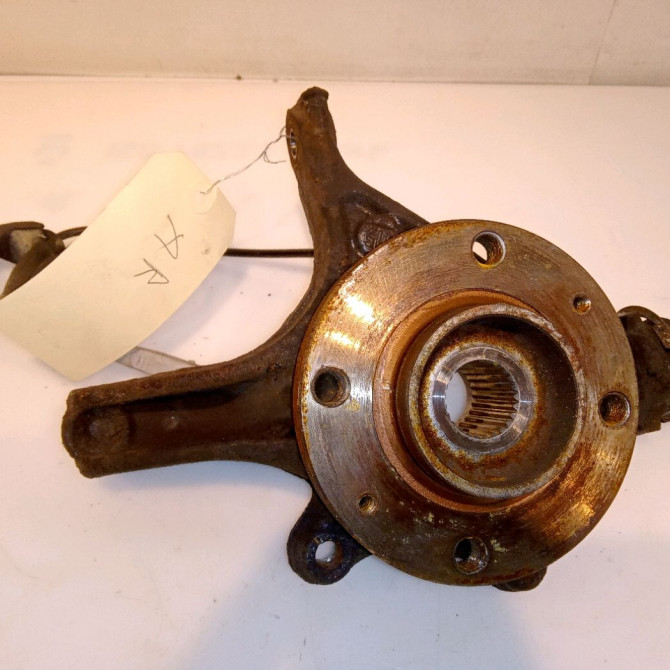 Moyeu avg occasion PEUGEOT 308 I Phase 1 09-2007->03-2011 1.6 HDI 16v 110ch 330785 1