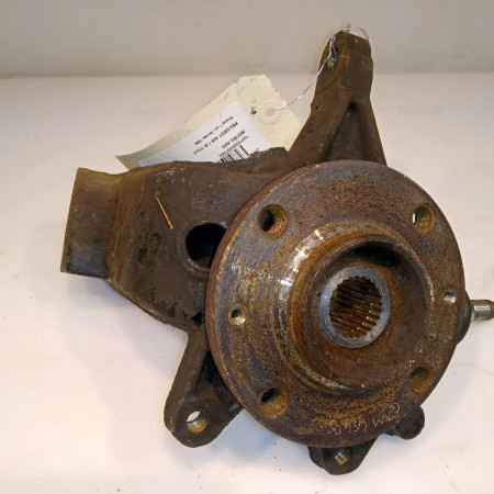 Moyeu avg occasion PEUGEOT 406 Phase 1 10-1995->04-1999 1.8i 110ch 330785