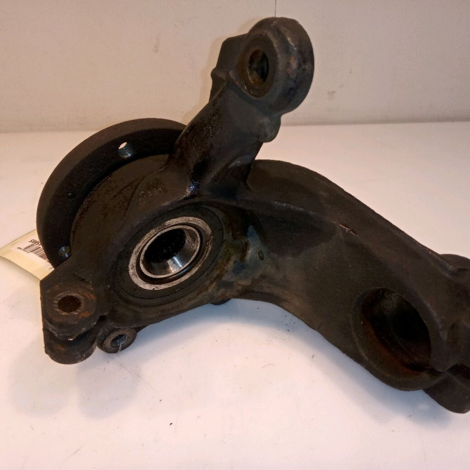 Moyeu avg occasion PEUGEOT 2008 Phase 1 04-1995->04-1999 1.6 BlueHDI 120ch 330785 2