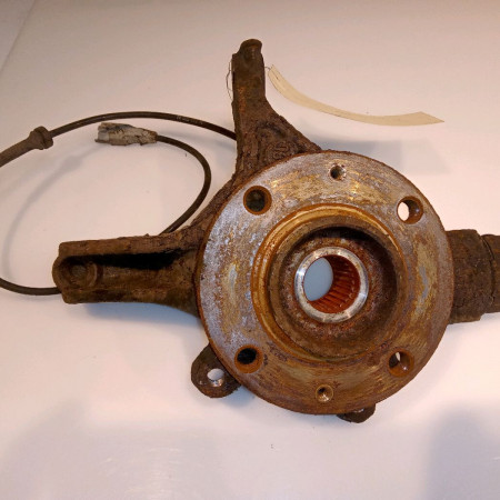 Moyeu avg occasion CITROEN C4 PICASSO I Phase 1 01-2007->10-2013 1.6 HDi 16v 110ch 330785