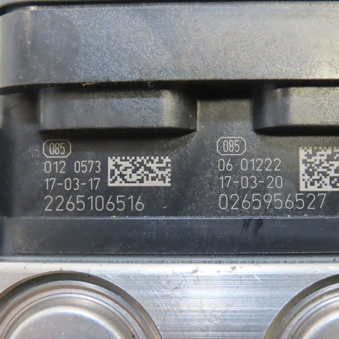 Unité hydraulique ABS occasion RENAULT KADJAR Phase 1 06-2015->... 1.2 TCE 130ch 476609543R 4