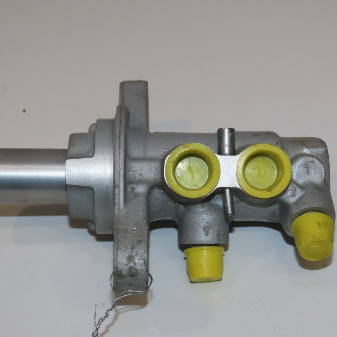 Maitre cylindre occasion RENAULT KADJAR Phase 1 06-2015->... 1.2 TCE 130ch 460116191R 1