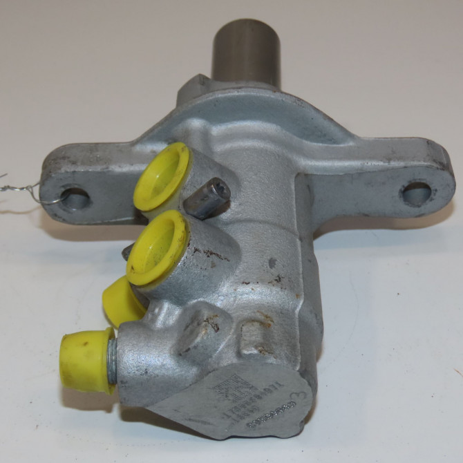 Maitre cylindre occasion RENAULT KADJAR Phase 1 06-2015->... 1.2 TCE 130ch 460116191R 3