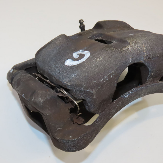 Etrier de frein avant droit occasion RENAULT KADJAR Phase 1 06-2015->... 1.2 TCE 130ch 410014EA0A 1