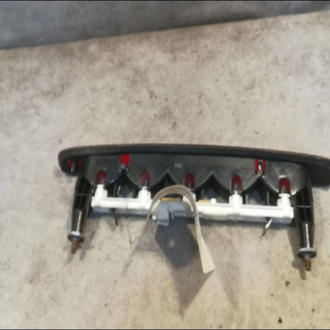 Feux stop supplementaire occasion SUZUKI SWIFT III Phase 1 03-2005->09-2011 1.3i 90ch 2