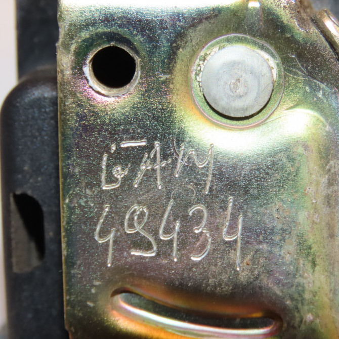 Serrure porte avd occasion OPEL ASTRA II Phase 1 04-1998->09-2004 1.8i 16v 24414117 2