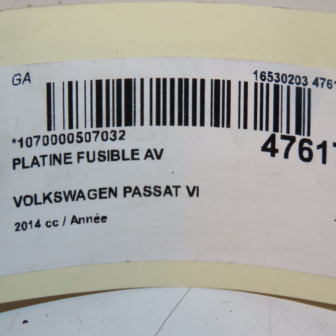 Platine fusible av occasion VOLKSWAGEN PASSAT VI Phase 1 CC 11-2011->12-2017 3C1941823 4