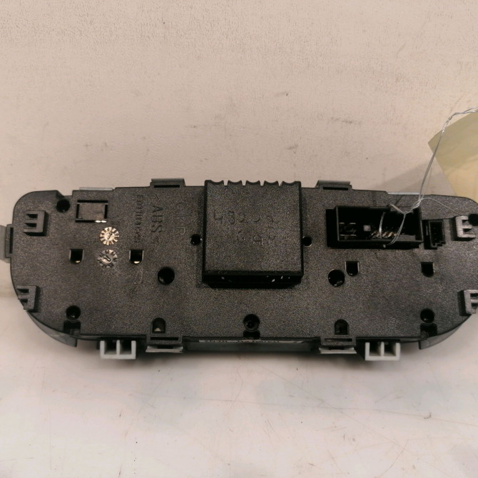 Commande de chauffage occasion MERCEDES CLASSE C COUPE SPORT II Phase 1 03-2001->03-2004 C 220 CDI 2098300385 2