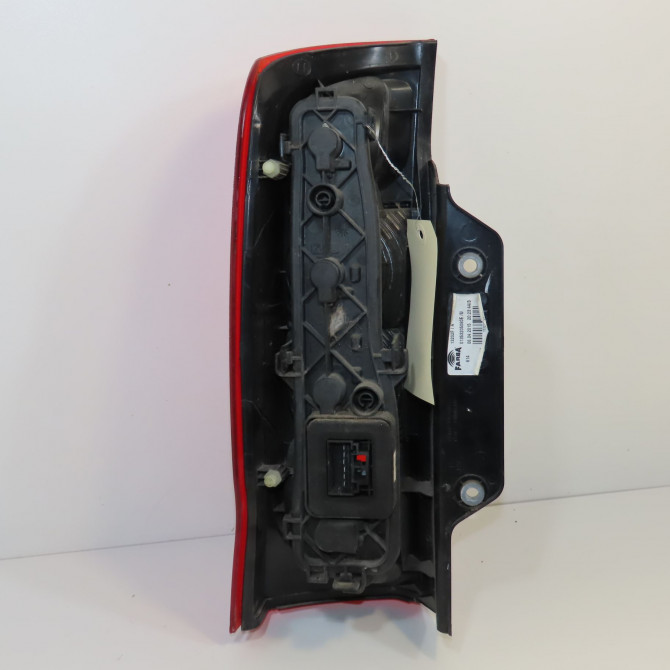 Feu arrière droit occasion CITROEN NEMO Phase 1 09-2008->... 1.3 HDI 75ch 1624216980 2