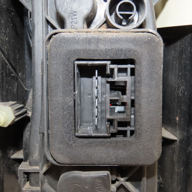 Feu arrière droit occasion CITROEN NEMO Phase 1 09-2008->... 1.3 HDI 75ch 1624216980 3