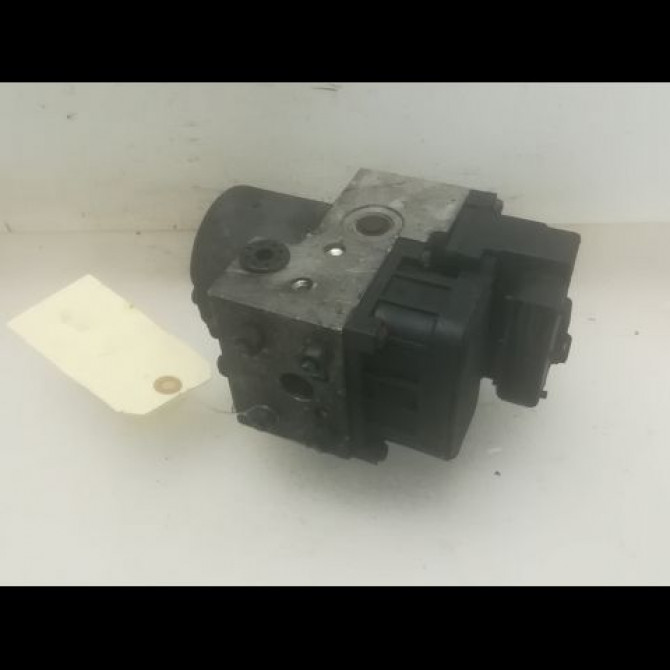 Unité hydraulique ABS occasion RENAULT SCENIC I Phase 2 08-1999->06-2003 1.9 DCI 100ch 7701045832 2