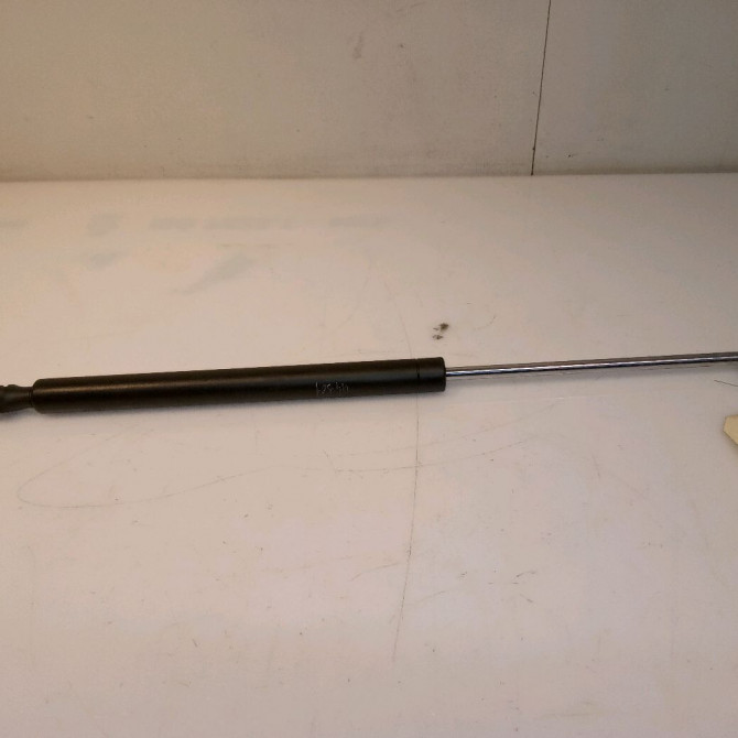 Verin droit hayon occasion RENAULT TWINGO I Phase 3 08-2000->06-2007 1.2i 1