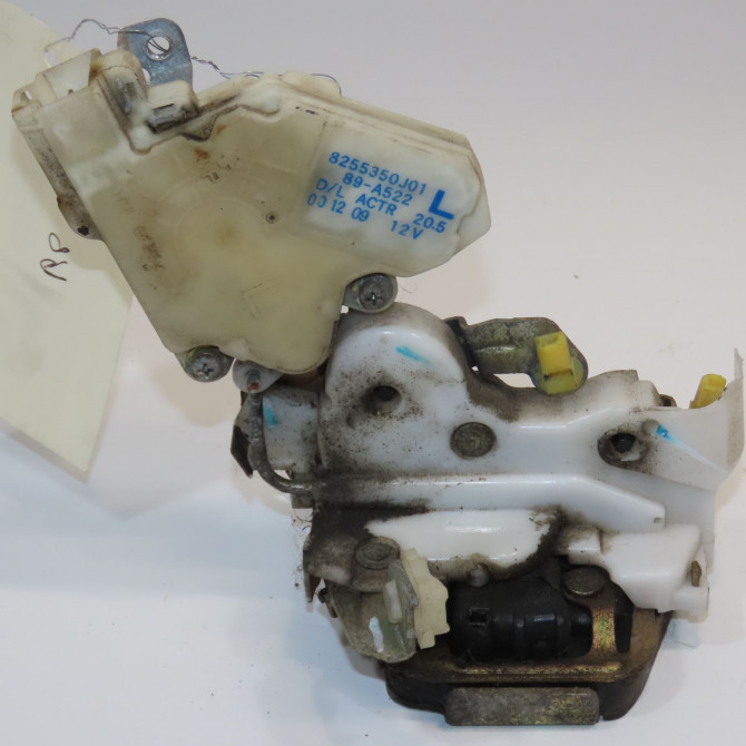 Serrure porte arg occasion NISSAN TERRANO II Phase 1 04-1995->04-1999 2.7 TDI 125ch 825037F600 3