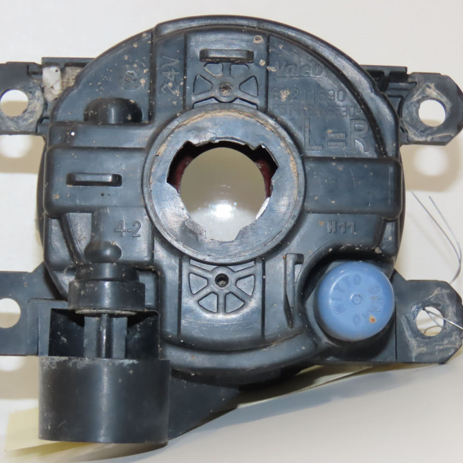 Phare antibrouillard avant gauche occasion 2