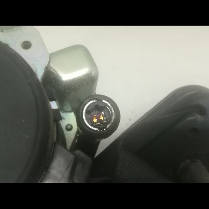 Ceinture arrière droite occasion RENAULT SCENIC II Phase 2 09-2006->04-2009 1.9 DCI 130ch 8200798402 4