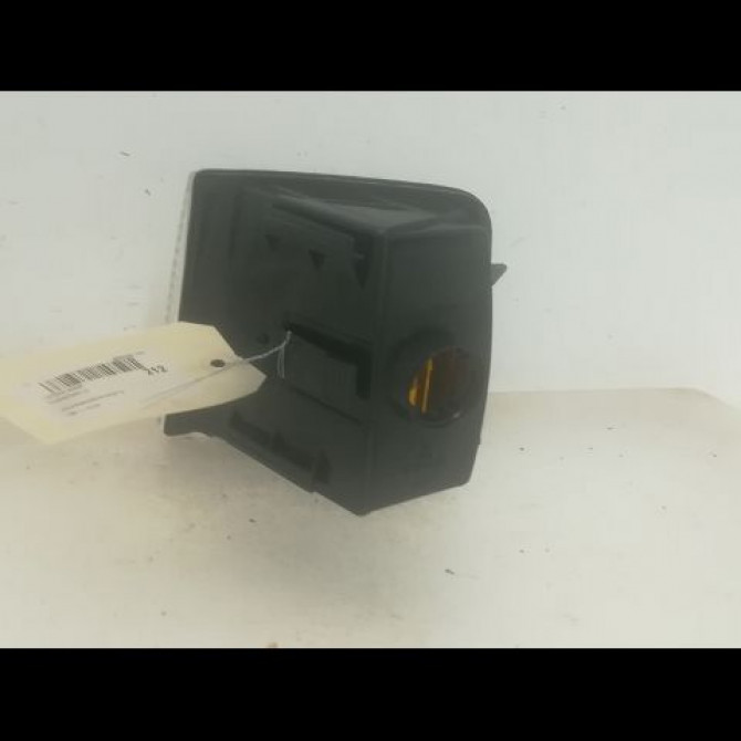 Clignotant droit occasion VOLKSWAGEN PASSAT III Phase 1 04-1988->11-1993 2