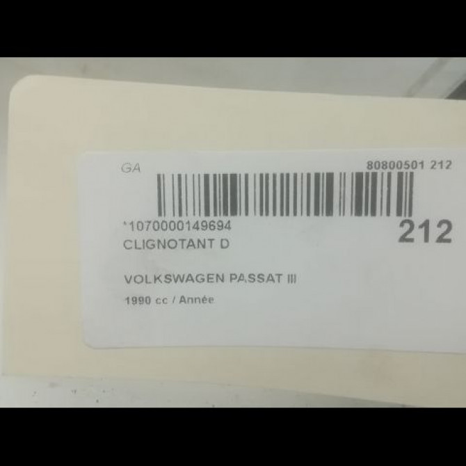 Clignotant droit occasion VOLKSWAGEN PASSAT III Phase 1 04-1988->11-1993 3