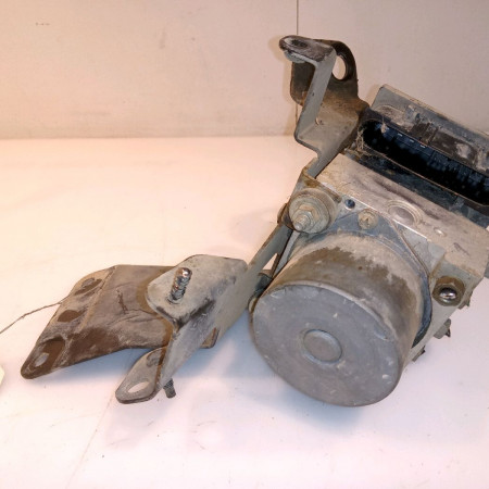 Unité hydraulique ABS occasion RENAULT TWINGO I Phase 3 08-2000->06-2007 1.2i 16v 7701067629