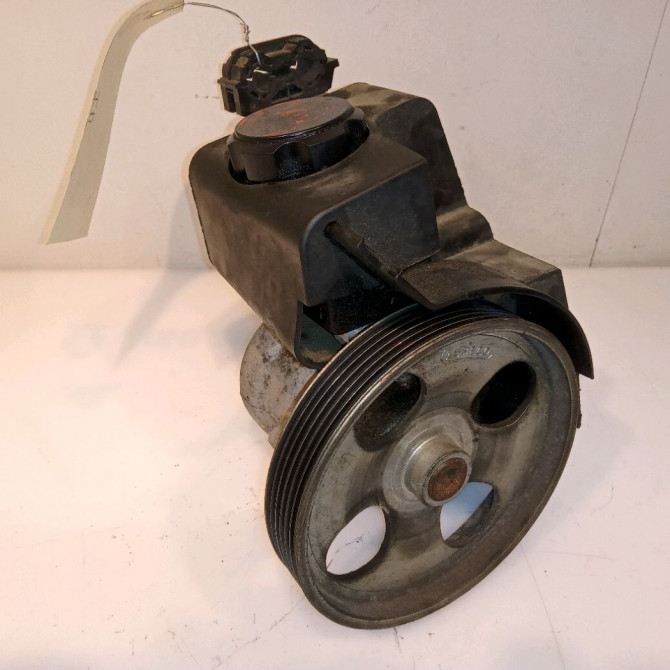 Pompe direction assistee occasion PEUGEOT 206 + Phase 1 03-2009->05-2013 1.1i 60ch 9800248380 1