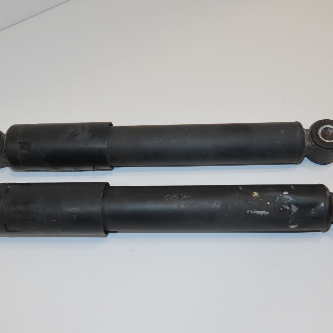 Amortisseur avant droit occasion 1