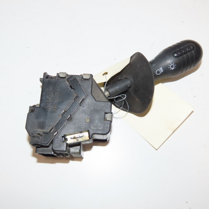 Commande clignotant occasion RENAULT TWINGO I Phase 3 08-2000->06-2007 1.2i 7701046629 2