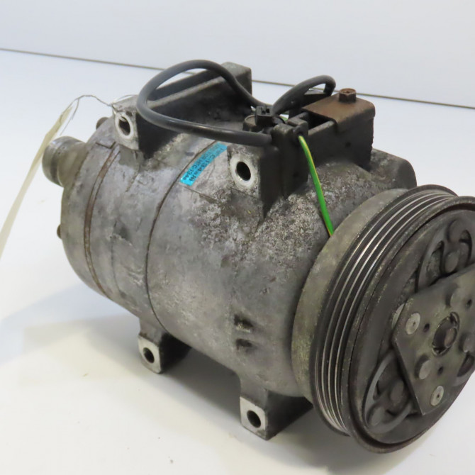 Compresseur air conditionne occasion VOLKSWAGEN PASSAT IV Phase 1 10-1996->10-2000 1.9 TDI 110ch 8D0260805MX 1
