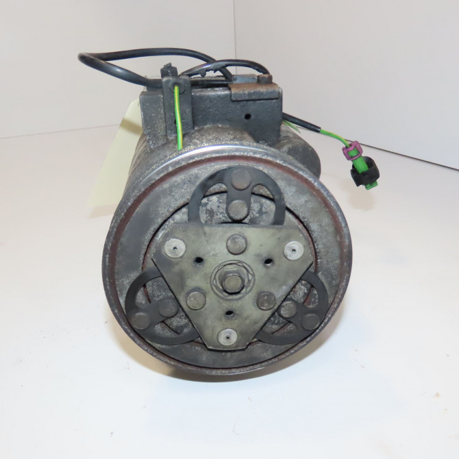 Compresseur air conditionne occasion VOLKSWAGEN PASSAT IV Phase 1 10-1996->10-2000 1.9 TDI 110ch 8D0260805MX 2