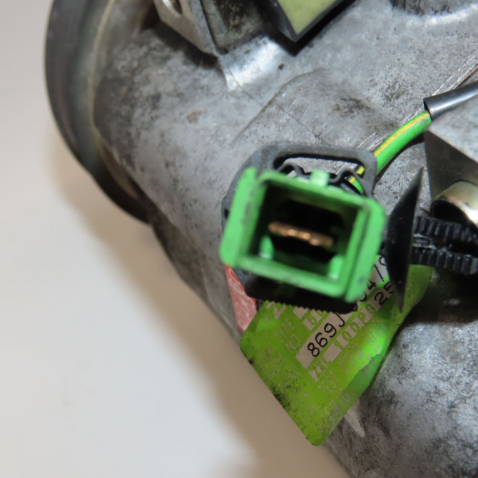 Compresseur air conditionne occasion VOLKSWAGEN PASSAT IV Phase 1 10-1996->10-2000 1.9 TDI 110ch 8D0260805MX 5