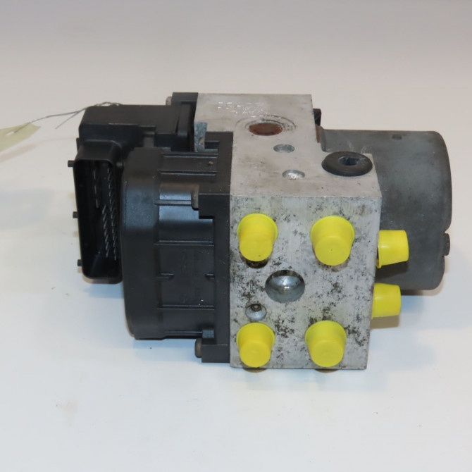 Unité hydraulique ABS occasion VOLKSWAGEN PASSAT IV Phase 1 10-1996->10-2000 1.9 TDI 110ch 8E0614111F 1