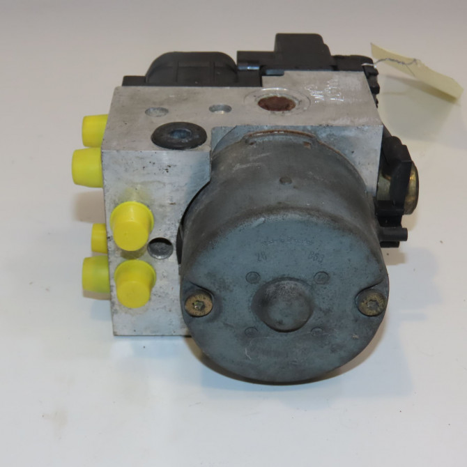 Unité hydraulique ABS occasion VOLKSWAGEN PASSAT IV Phase 1 10-1996->10-2000 1.9 TDI 110ch 8E0614111F 2