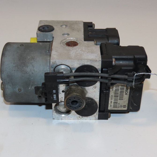 Unité hydraulique ABS occasion VOLKSWAGEN PASSAT IV Phase 1 10-1996->10-2000 1.9 TDI 110ch 8E0614111F 3