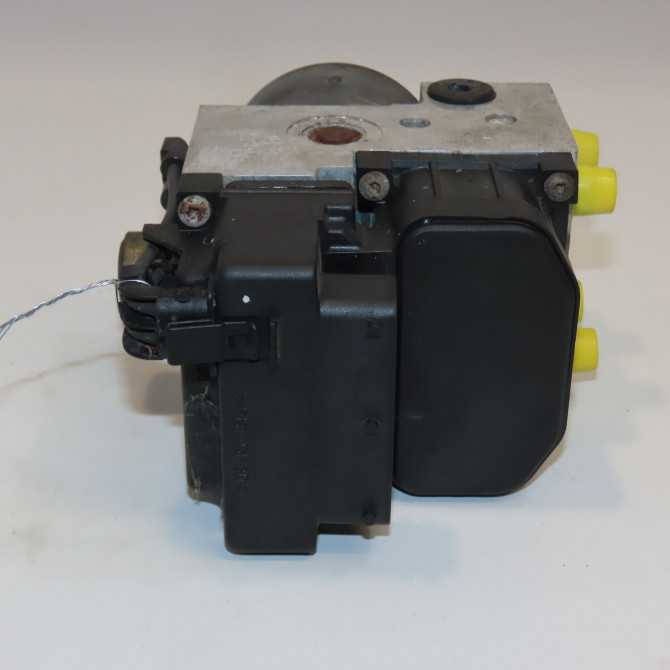 Unité hydraulique ABS occasion VOLKSWAGEN PASSAT IV Phase 1 10-1996->10-2000 1.9 TDI 110ch 8E0614111F 4
