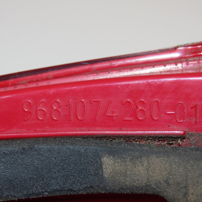 Feu arrière intérieur droit occasion CITROEN C5 II Phase 1 04-1995->04-1999 2.0 HDI 140ch 6351JX 4