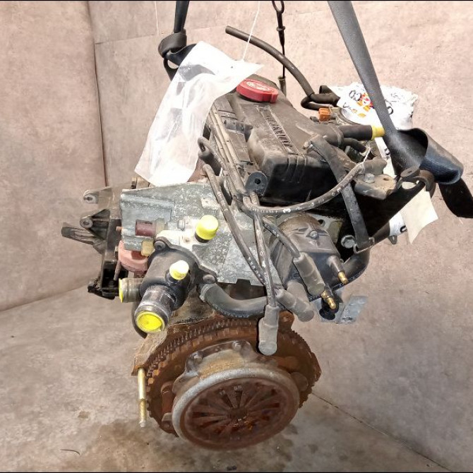 Moteur essence occasion RENAULT MEGANE I Phase 1 11-1995->03-1999 1.4 7701468880 1