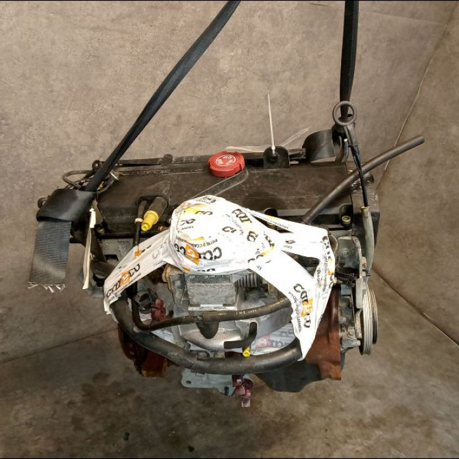 Moteur essence occasion RENAULT MEGANE I Phase 1 11-1995->03-1999 1.4 7701468880 5