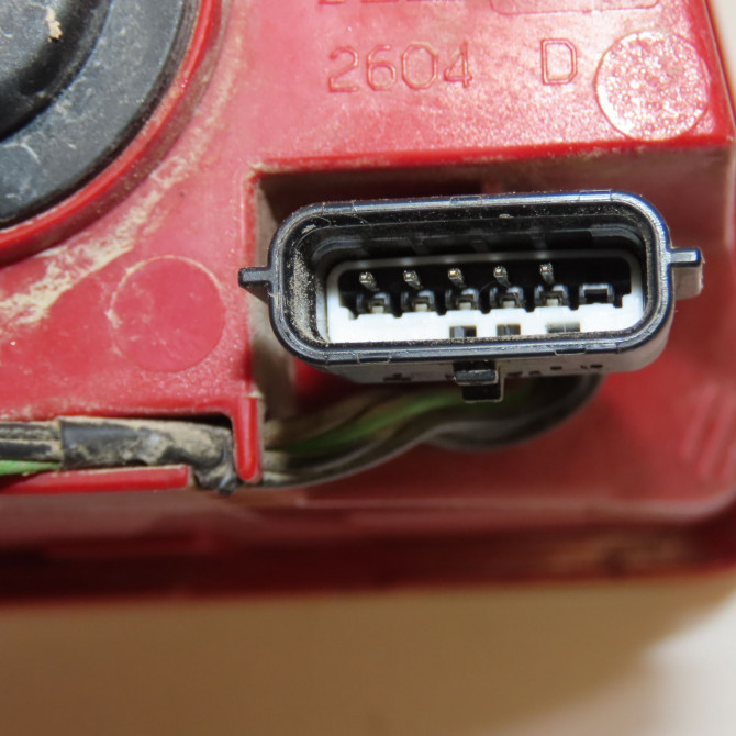 Feu arrière intérieur droit occasion RENAULT LAGUNA III Phase 1 COUPE 08-2008->03-2013 265500006R 3