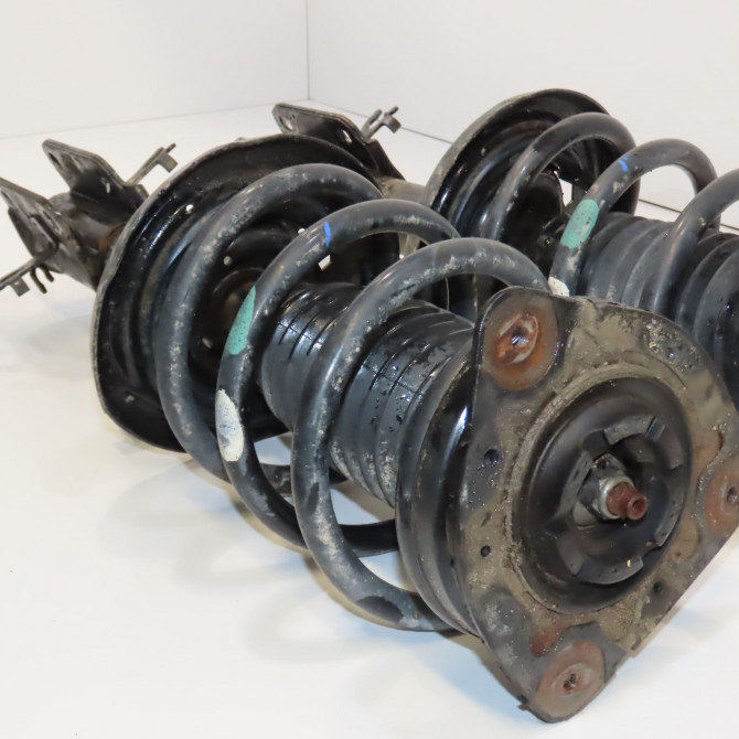 Amortisseur avant droit occasion RENAULT LAGUNA III Phase 1 COUPE 08-2008->03-2013 543023520R 2