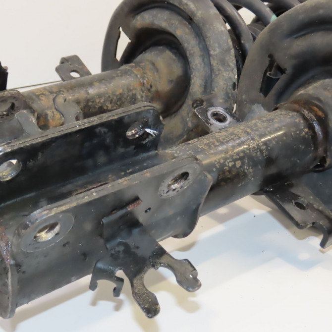 Amortisseur avant droit occasion RENAULT LAGUNA III Phase 1 COUPE 08-2008->03-2013 543023520R 4