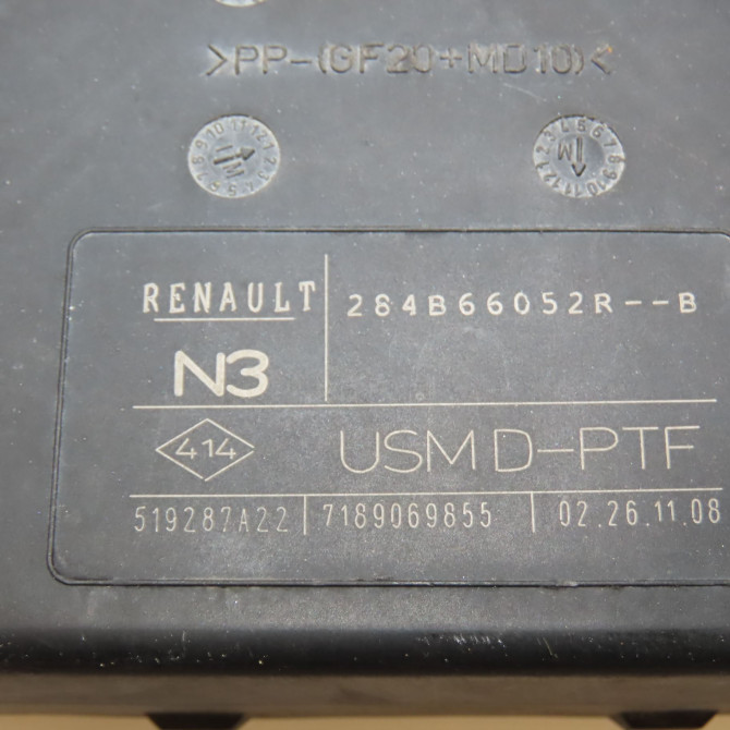 occasion RENAULT LAGUNA III Phase 1 COUPE 08-2008->03-2013 7