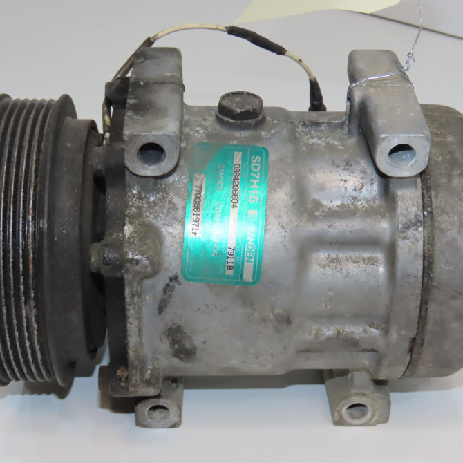 Compresseur air conditionne occasion RENAULT ESPACE III Phase 1 12-1996->09-2002 2.2 DCI 115ch 7701499839 2