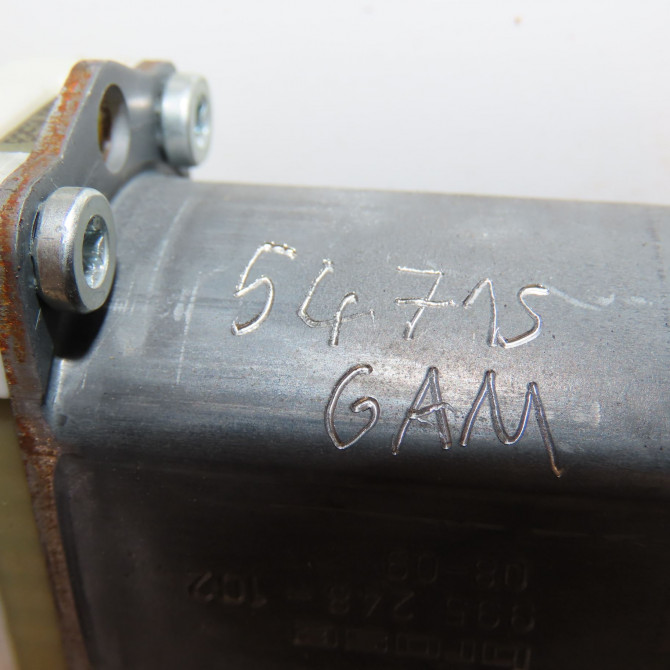 Mecanisme+moteur leve-glace avg occasion RENAULT LAGUNA III Phase 1 COUPE 08-2008->03-2013 807010003R 7