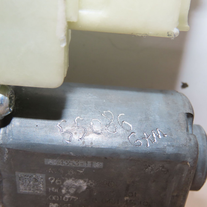 Mecanisme+moteur leve-glace avg occasion CITROEN C4 GRAND PICASSO II Phase 1 04-2013->... 2.0 BlueHDI 150ch 9826076380 5