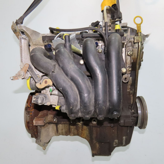Moteur essence occasion RENAULT CLIO II Phase 1 03-1998->06-2001 1.6 7701473065 4